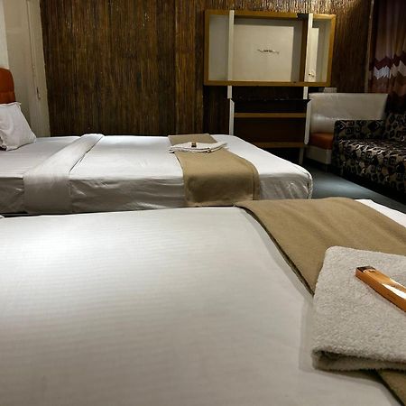 Hotel Empire Ujjain Eksteriør billede