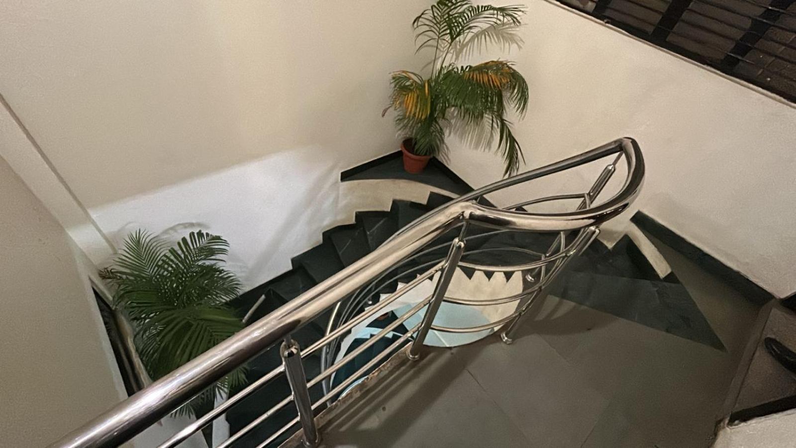 Hotel Empire Ujjain Eksteriør billede